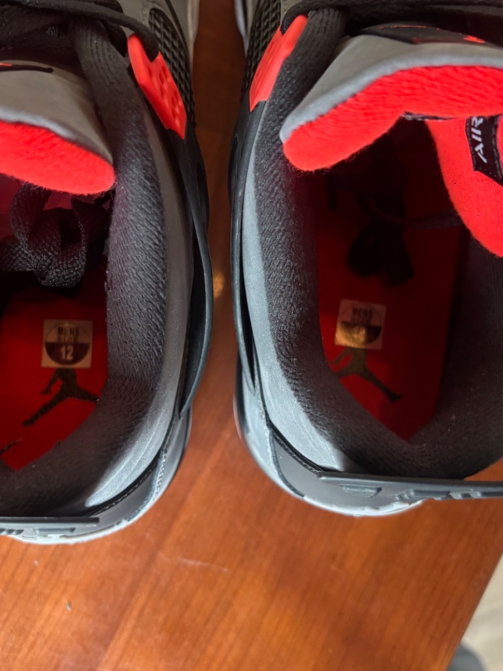 sneaker - Picture 3 of 6